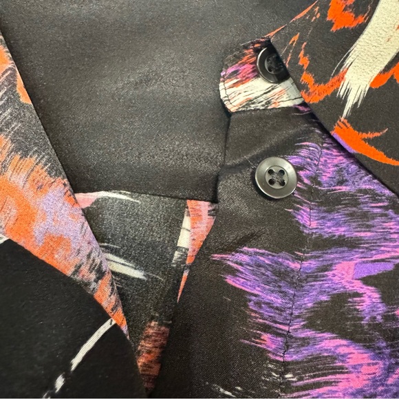 Alice + Olivia Moonstruck Silk Blouse Button Front Top M NWT - Picture 15 of 15